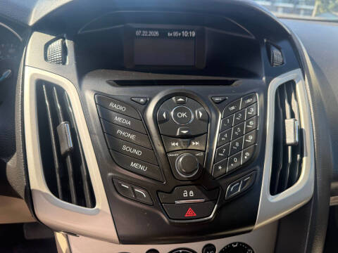 2013 Ford Focus SE