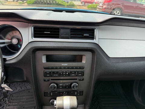2012 Ford Mustang V6 Premium