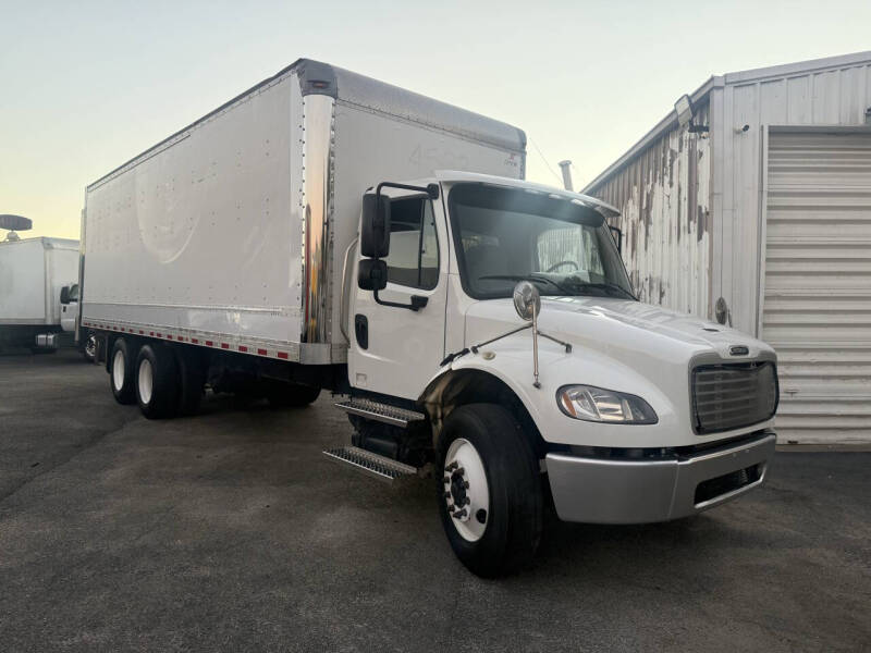 2018 Freightliner M2 106