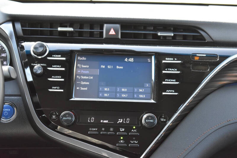 2018 Toyota Camry Hybrid XLE