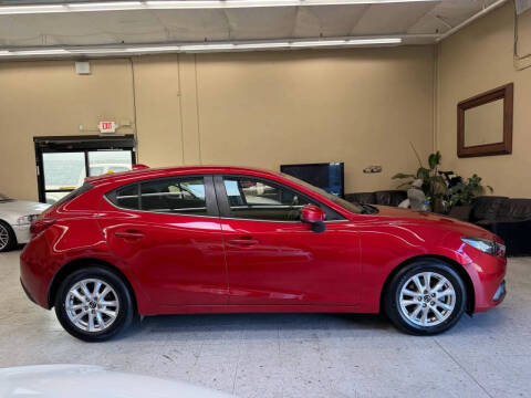 2015 Mazda MAZDA3 i Touring