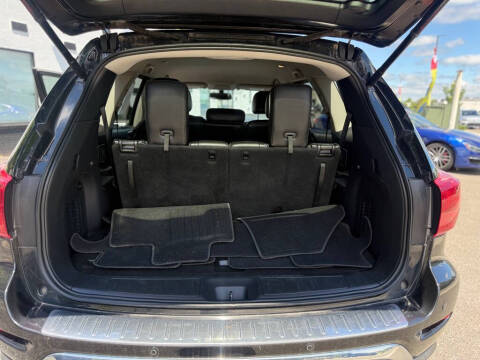 2017 Nissan Pathfinder