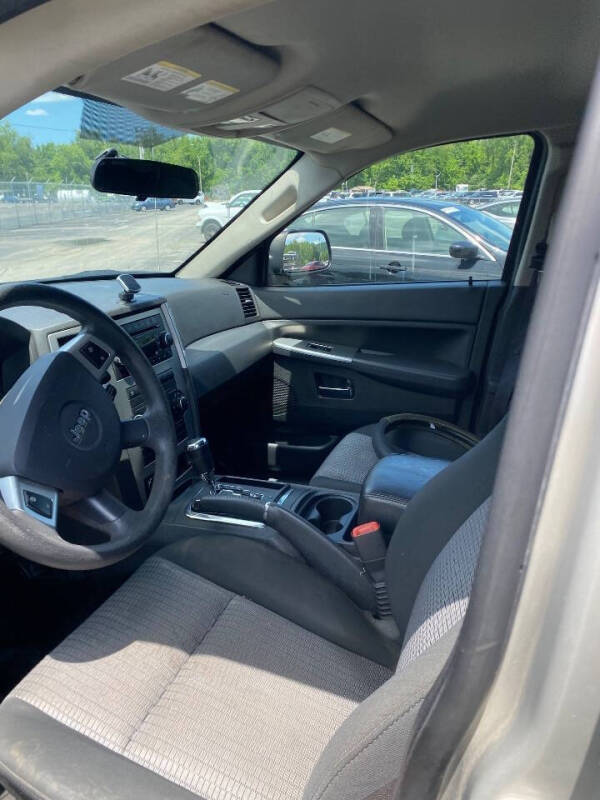 2009 Jeep Grand Cherokee Laredo
