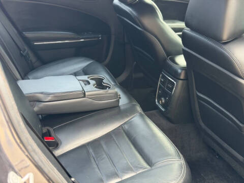 2013 Dodge Charger SXT