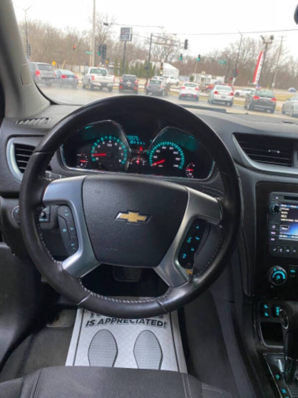 2017 Chevrolet Traverse LT