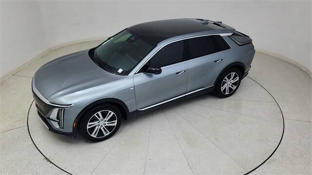 2024 Cadillac LYRIQ Tech