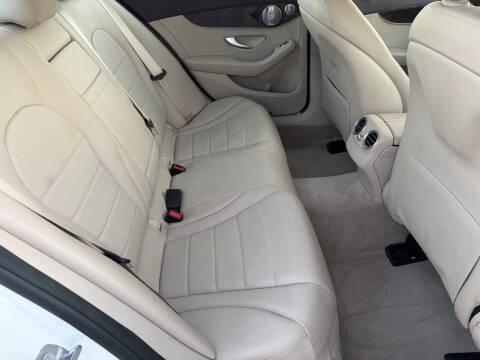 2017 Mercedes-Benz C-Class C 300 Luxury 4MATIC