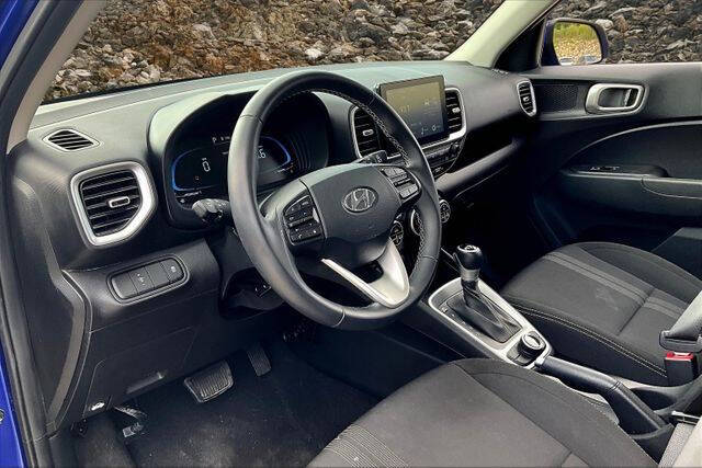 2025 Hyundai Venue SEL