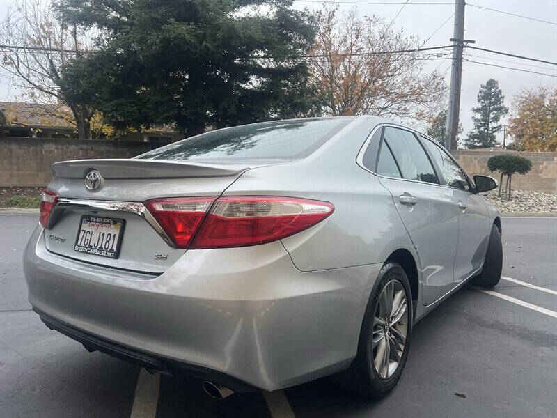 2015 Toyota Camry SE