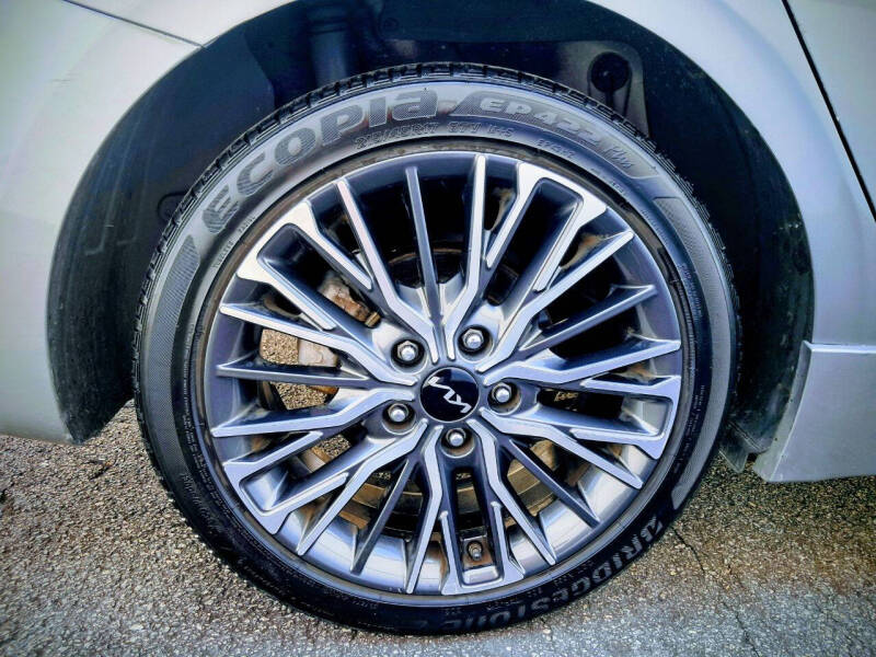 2022 Kia Forte GT Line