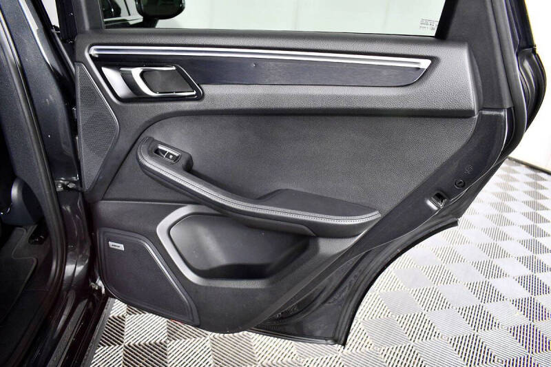 2017 Porsche Macan GTS