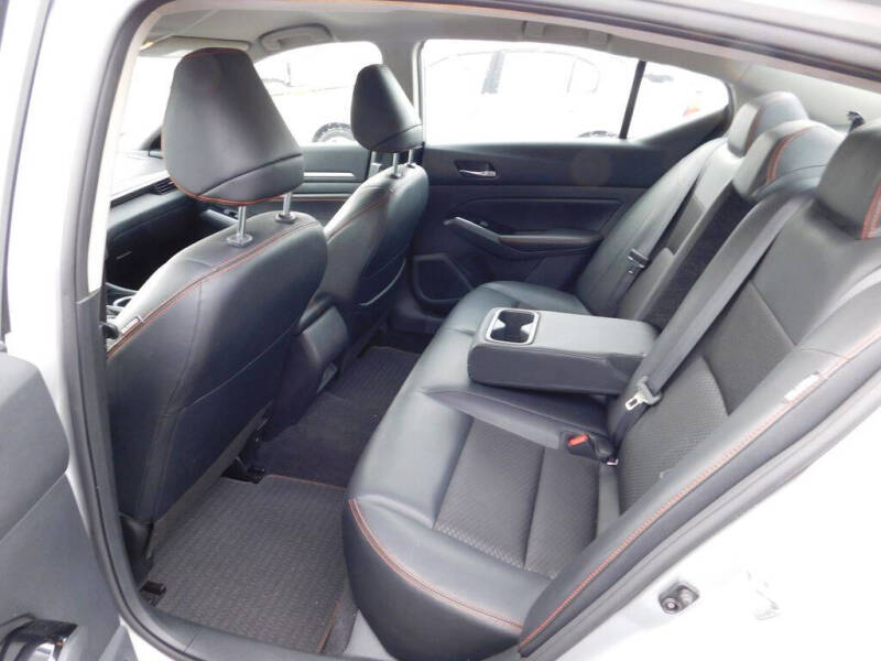 2023 Nissan Altima 2.5 SR