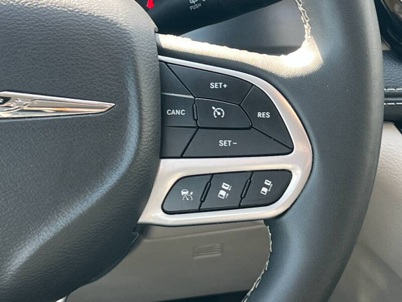 2024 Chrysler Pacifica Plug-In Hybrid