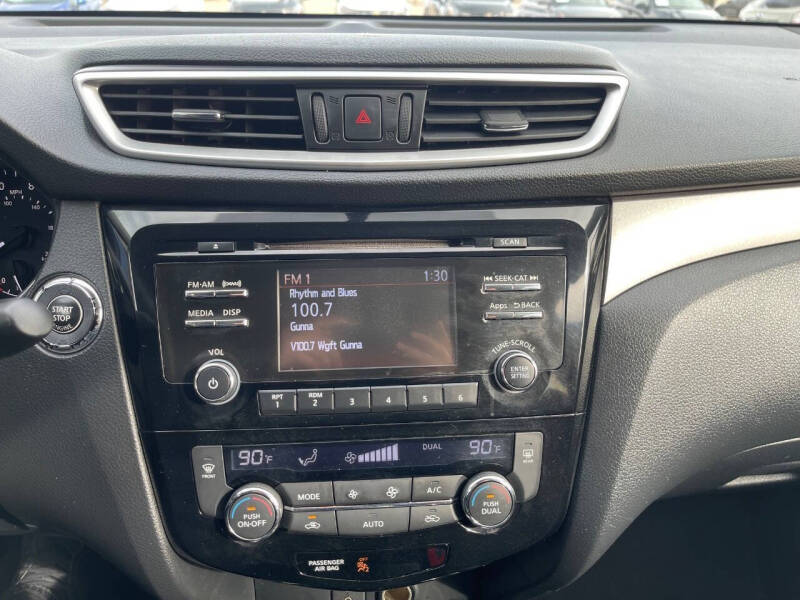 2015 Nissan Rogue SV