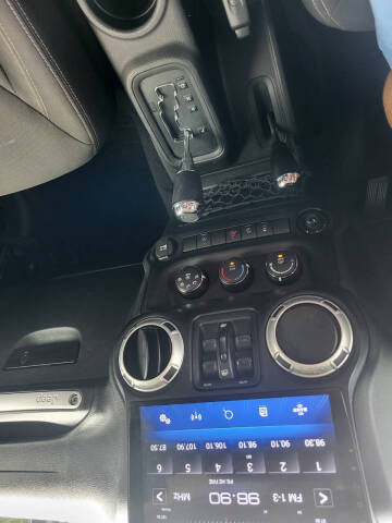 2016 Jeep Wrangler Unlimited Sahara