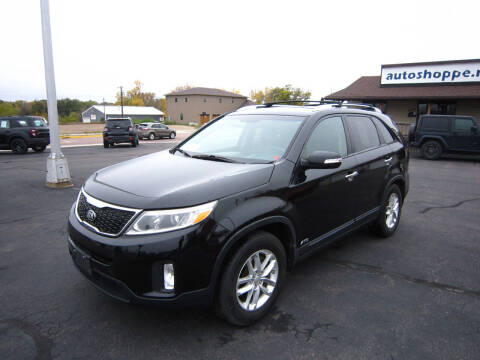2014 Kia Sorento for sale at Auto Shoppe in Mitchell SD
