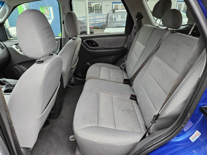 2005 Ford Escape XLT