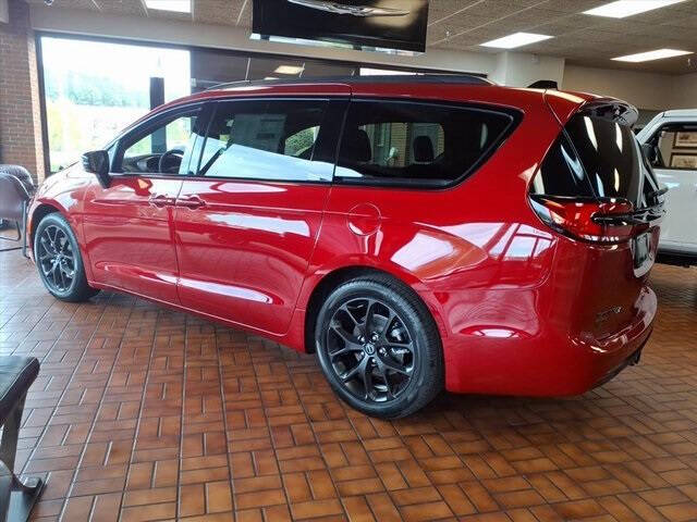 2026 Chrysler Pacifica Limited