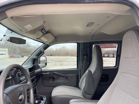 2017 Chevrolet Express LT 3500