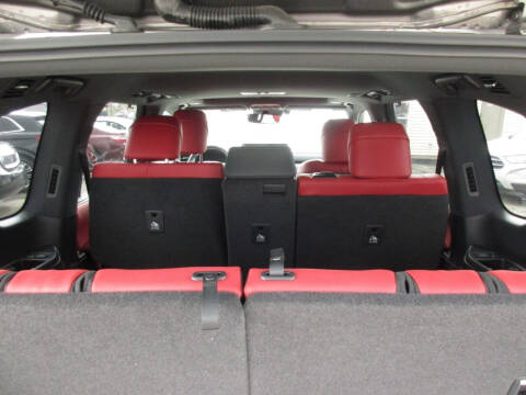 2023 Lexus LX 600 F SPORT Handling