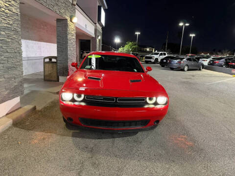 2015 Dodge Challenger SXT