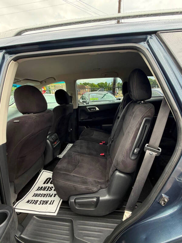 2015 Nissan Pathfinder Platinum