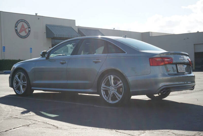 2013 Audi S6 4.0T quattro Prestige