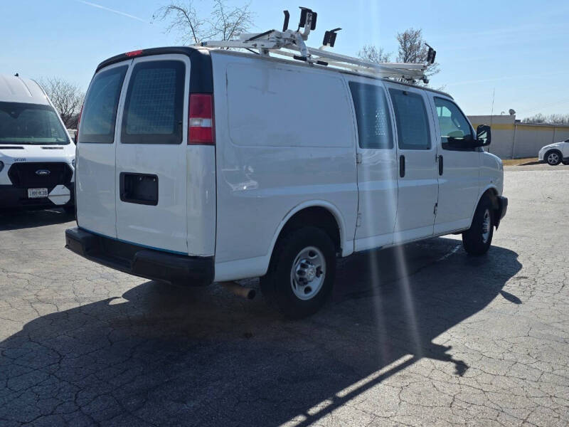 2017 Chevrolet Express 2500