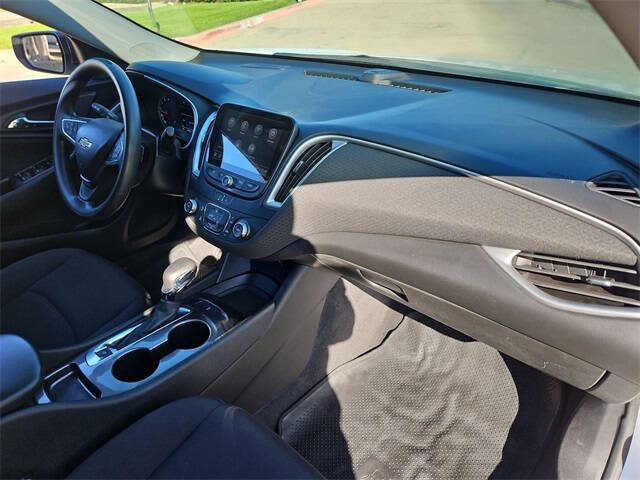 2023 Chevrolet Malibu LS