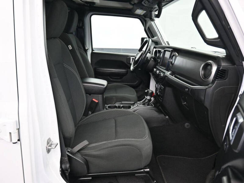 2021 Jeep Gladiator Sport