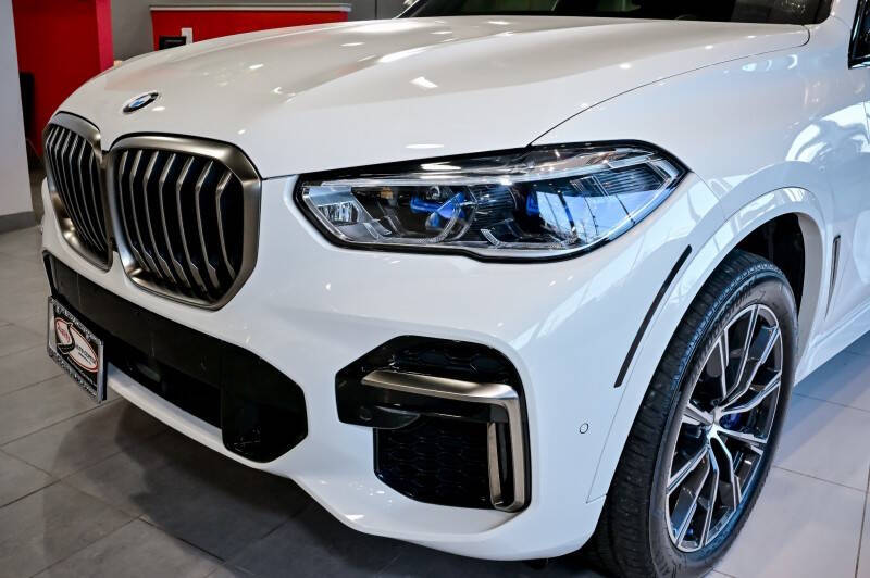 2022 BMW X5 M50i