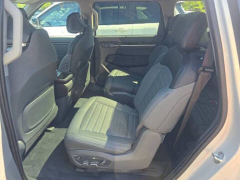 2024 Kia EV9 Land