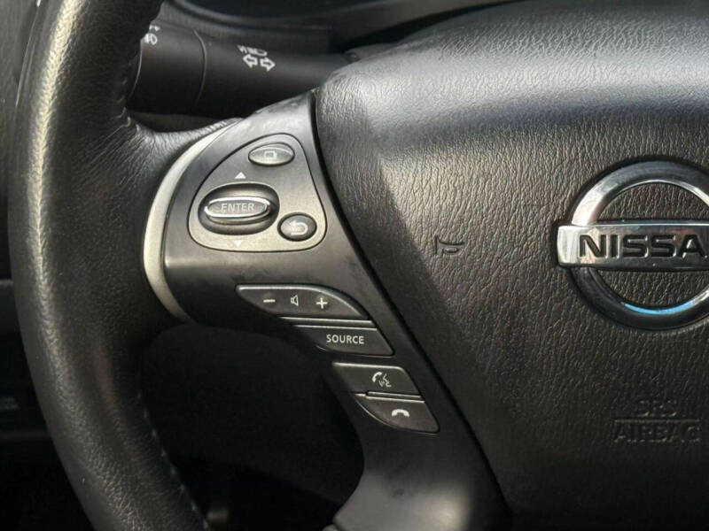 2016 Nissan Pathfinder