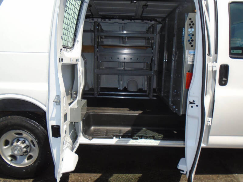 2017 Chevrolet Express 2500