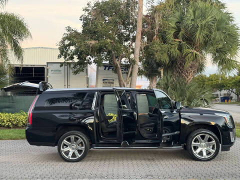 2017 Cadillac Escalade ESV Luxury