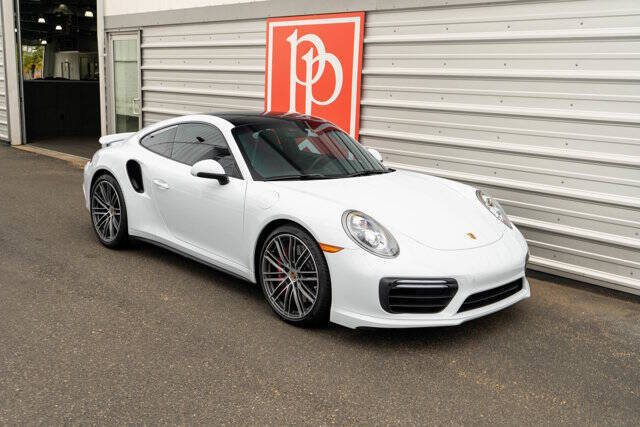 2019 Porsche 911 46