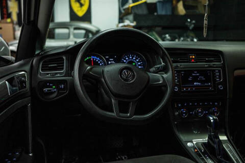 2016 Volkswagen e-Golf SE