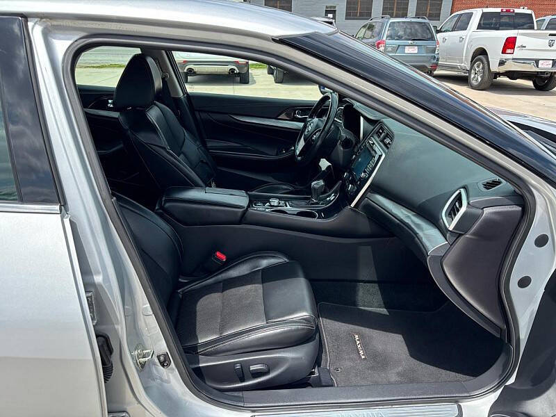 2017 Nissan Maxima