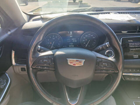 2019 Cadillac XT4 Premium Luxury