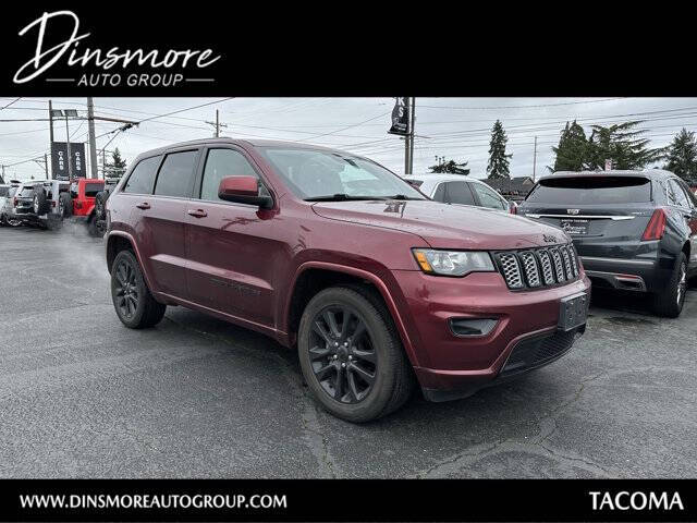 2017 Jeep Grand Cherokee Altitude's photo