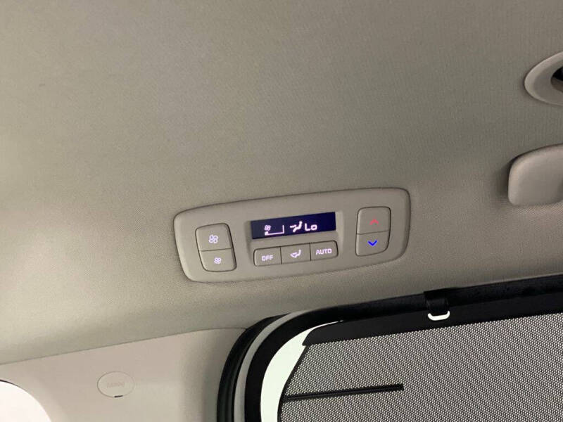 2025 Kia Carnival SX Prestige