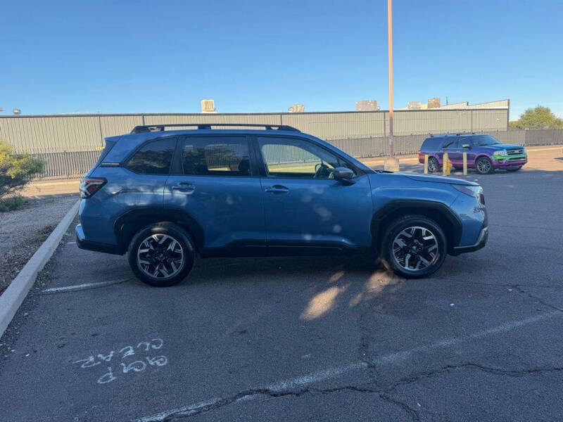 2025 Subaru Forester Premium