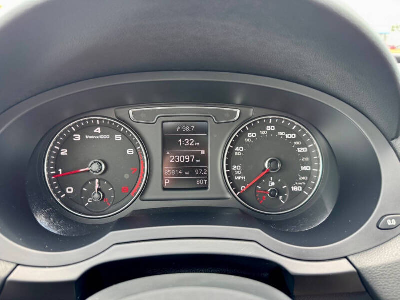 2017 Audi Q3 2.0T Premium