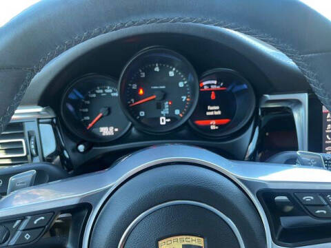 2020 Porsche Macan