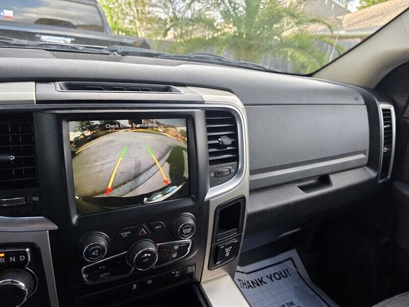 2015 RAM 1500 SLT