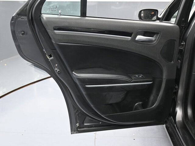 2023 Chrysler 300 S V6