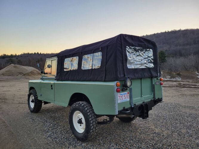 1966 Land Rover Defender