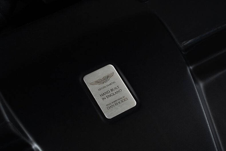 2015 Aston Martin Vanquish Volante