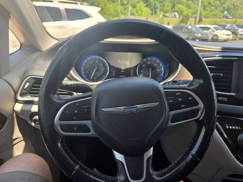 2019 Chrysler Pacifica Touring L