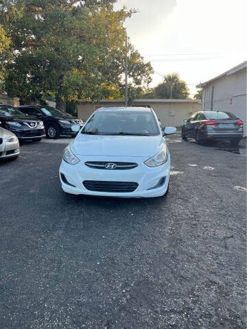 2016 Hyundai Accent SE